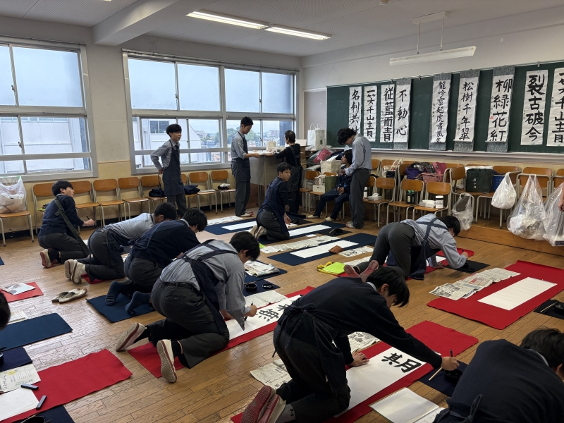 修了茶会～掛け軸作成～