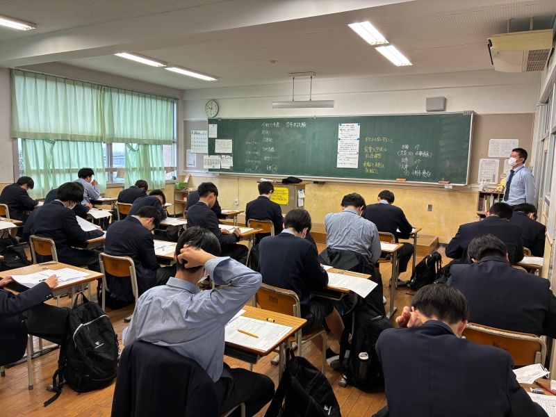 学年末試験が始まりました