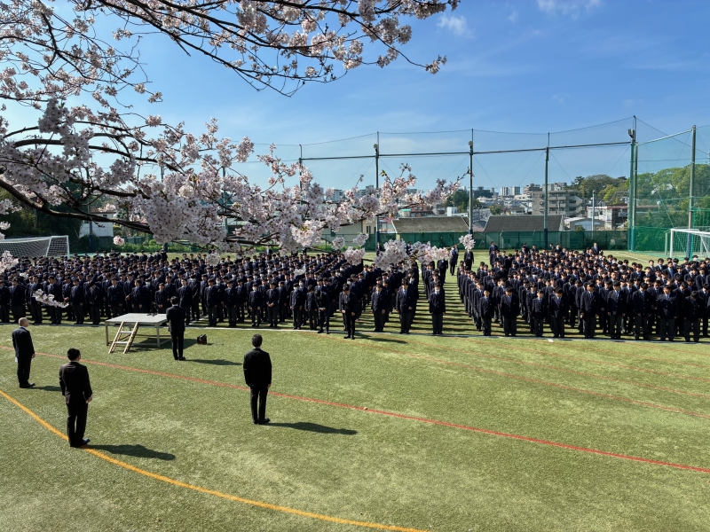 始業式・対面式を行いました