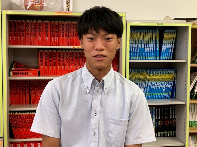 生徒会長へのインタビュー